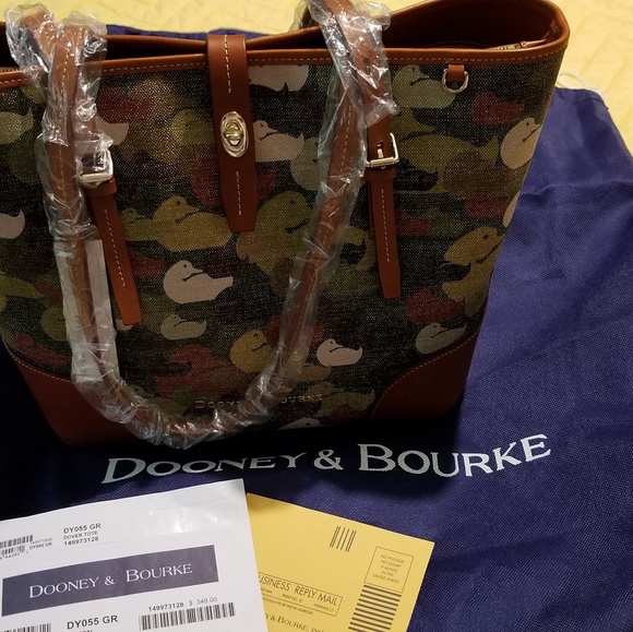 *SOLD*Dooney & Bourke Dover Tote - Picture 4 of 6